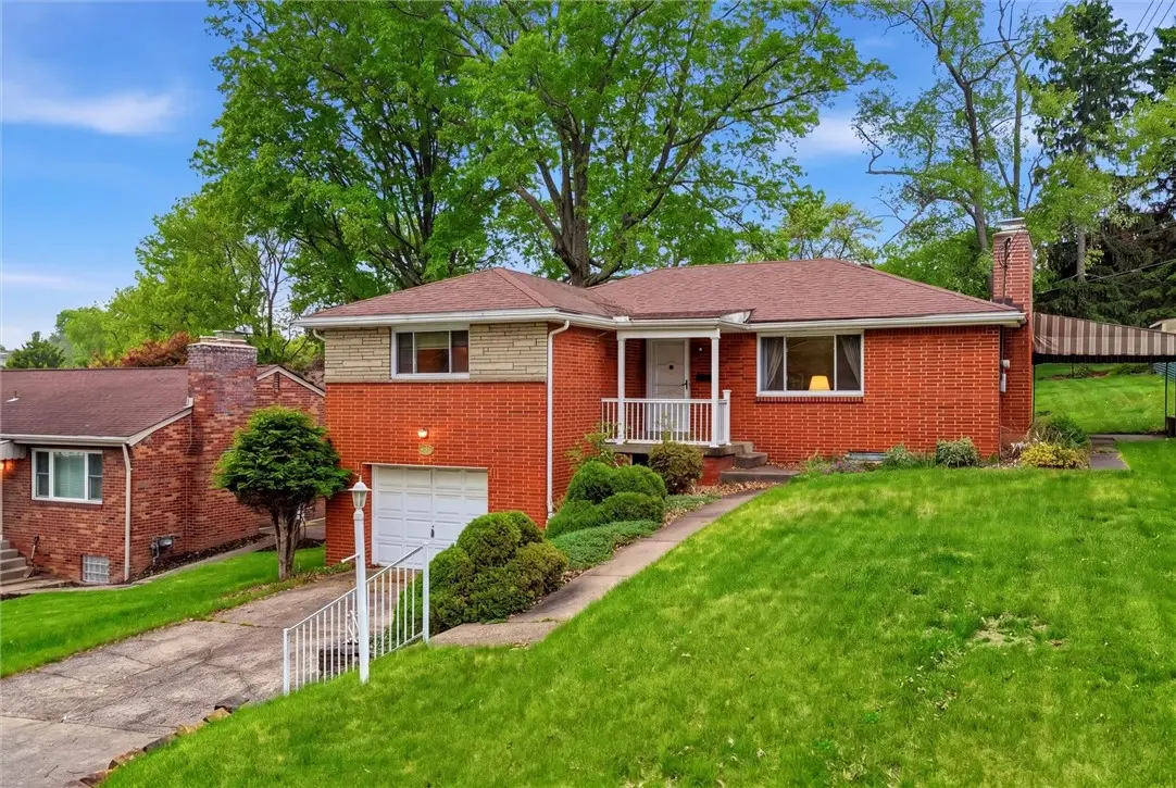 4960 Flamingo Dr, Pittsburgh, PA 15236 - #1