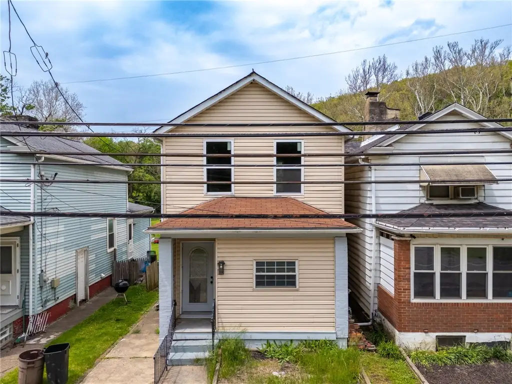 5 Ambridge, Ambridge, PA 15003 - #1