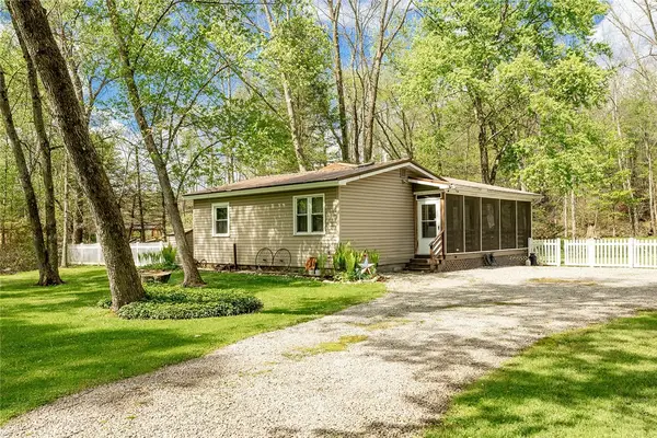 2771 River Drive, Jamestown, PA 16134