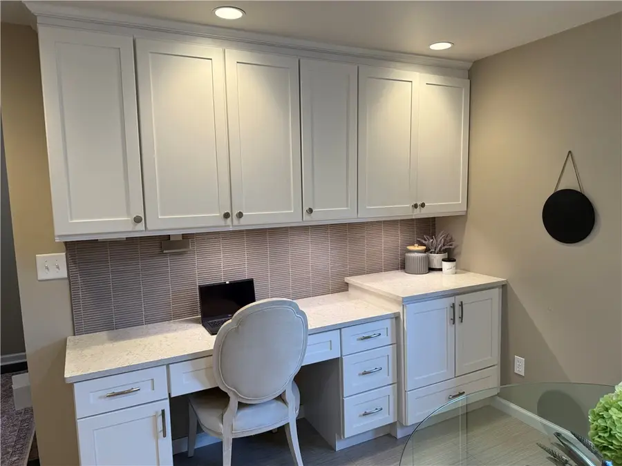 107 Glenwood Dr, Monroeville, PA 15146 - #3