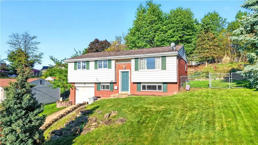 417 Peters Dr, Glenshaw, PA 15116 - #2