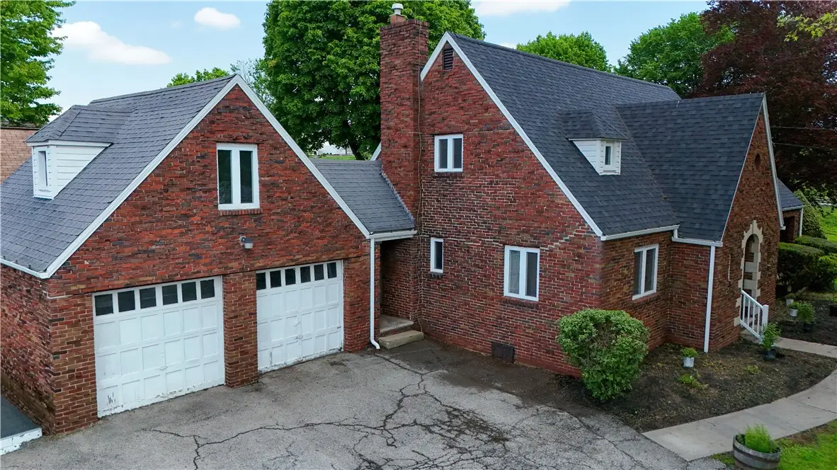 106 Milheim Dr, Butler, PA 16001 - #1