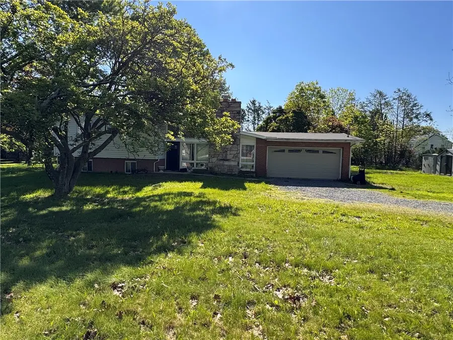 2302 Middle Rd, Glenshaw, PA 15116 - #2