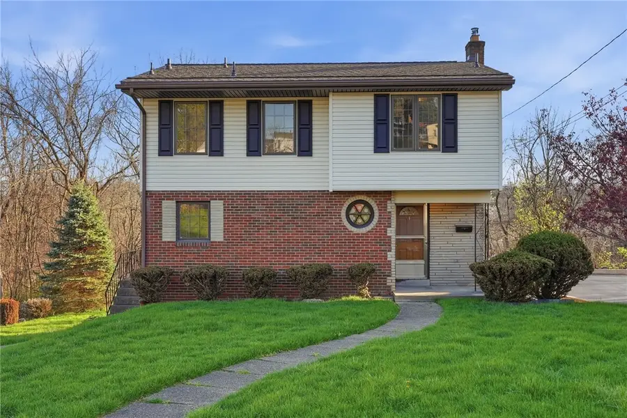 3832 Cynthia Dr, Pittsburgh, PA 15227 - #2