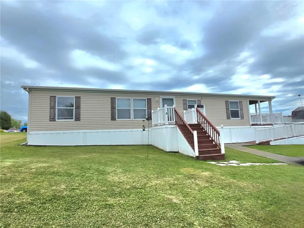 332 Maruca Dr, Mount Pleasant, PA 15666 - #1