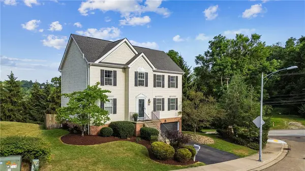 104 Oakbrook Cir, Pittsburgh, PA 15220