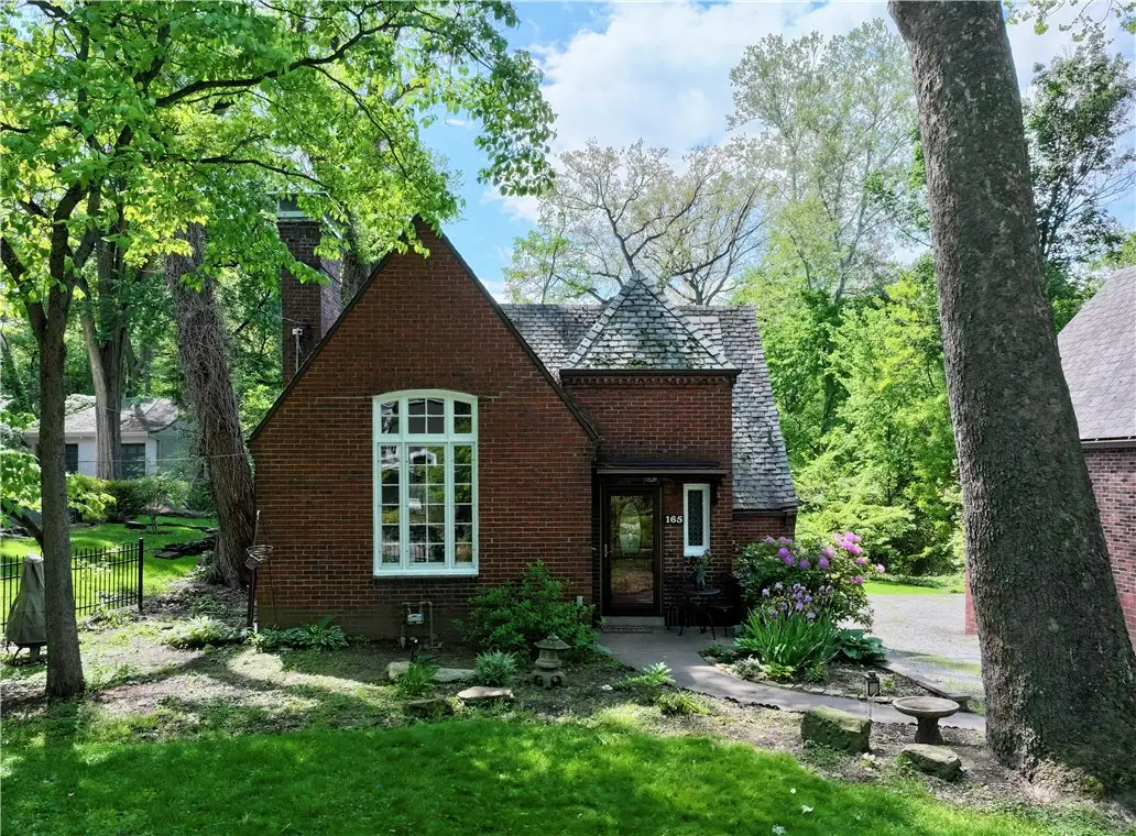 165 W Hutchinson Ave, Pittsburgh, PA 15218 - #1