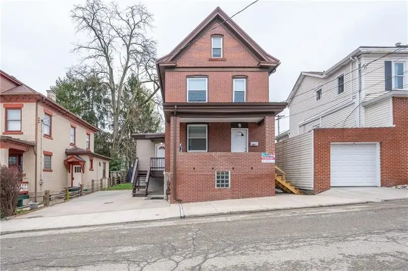 447-449 Steck St, Greensburg, PA 15601 - #2