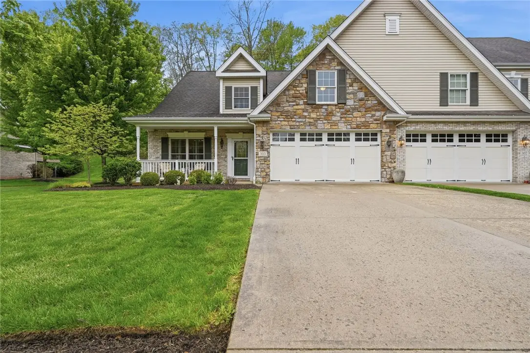 303 Torrey Pine Dr, Mars, PA 16046 - #1