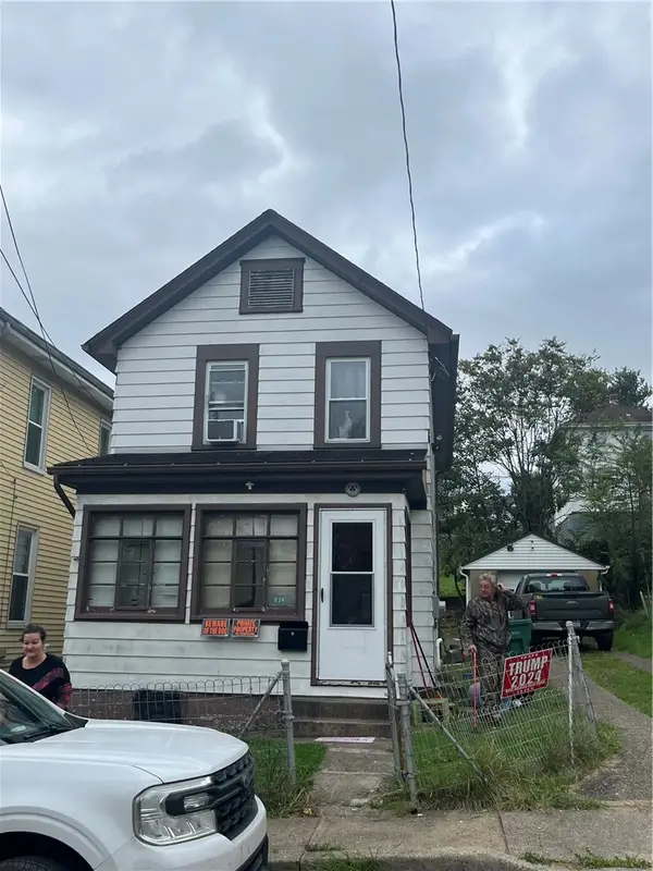 924 Locust Avenue, Monessen, PA 15062