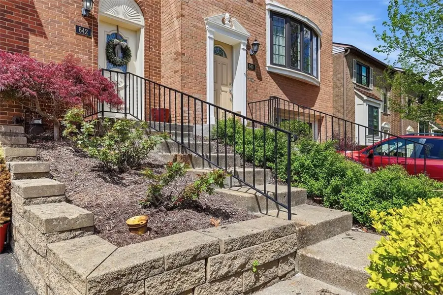 642 Woodcrest Drive, Pittsburgh, PA 15205 - #2
