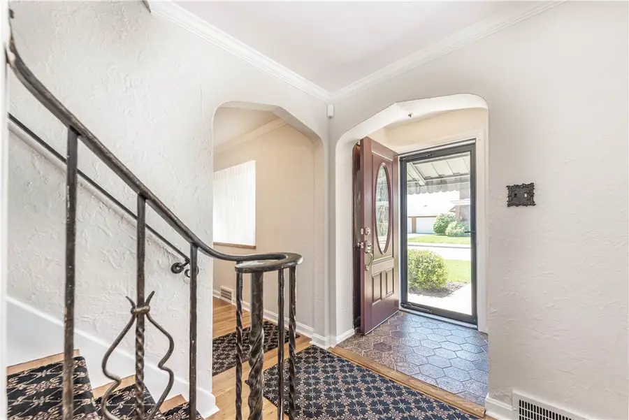 615 Crysler Street, Pittsburgh, PA 15226 - #3