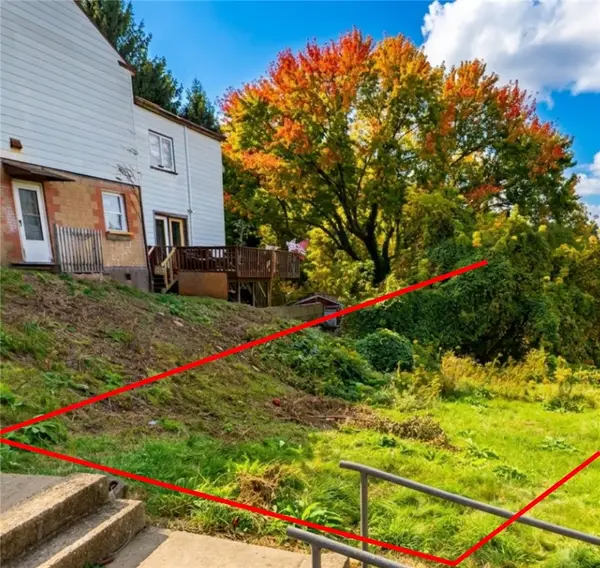 384 Sterling St, Pittsburgh, PA 15205