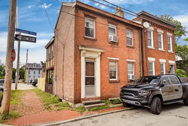 2301 Larkins Way, Pittsburgh, PA 15203