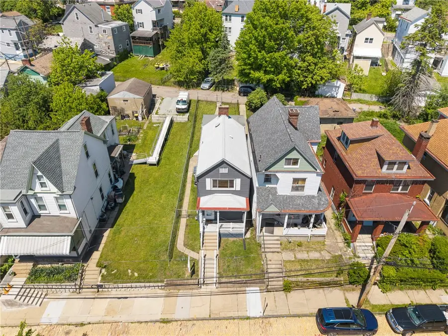 756 Mary St, McKees Rocks, PA 15136 - #2