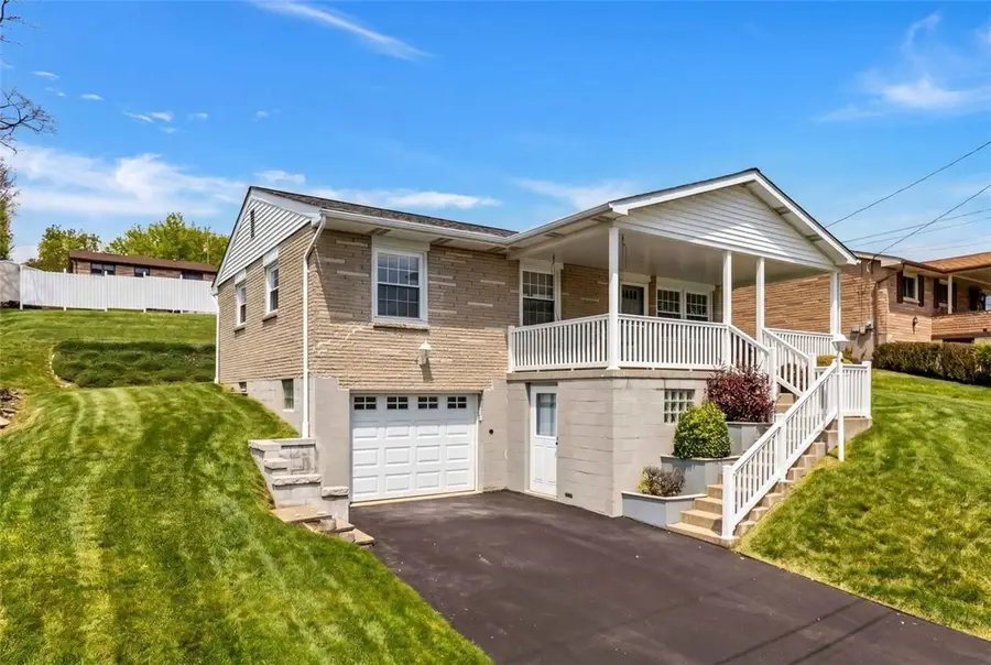 17 Martha Avenue, Jeannette, PA 15644 - #2