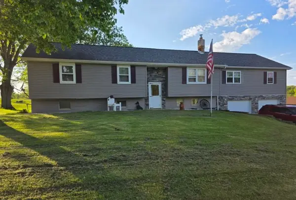 2153 Mount Jackson Road, Enon Valley, PA 16120