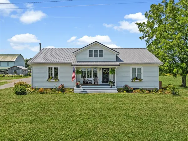 206 Lee Road, Grove City, PA 16127