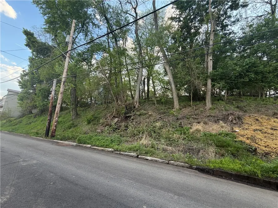 0 Warren St, Pittsburgh, PA 15212 - #2