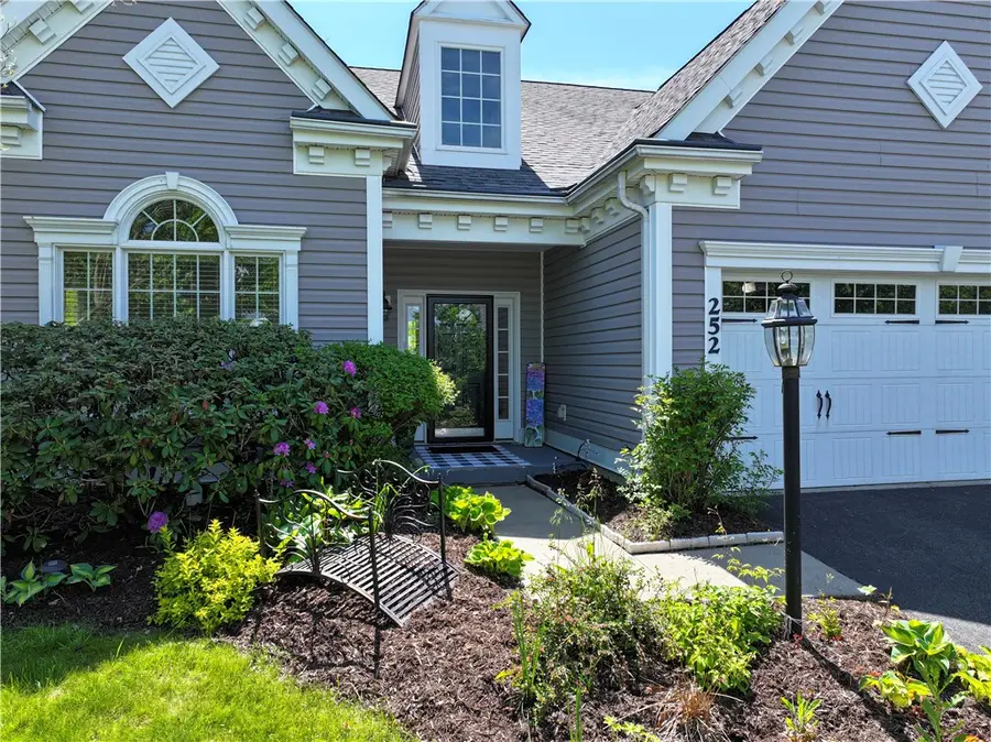 252 Estates Dr, Gibsonia, PA 15044 - #2