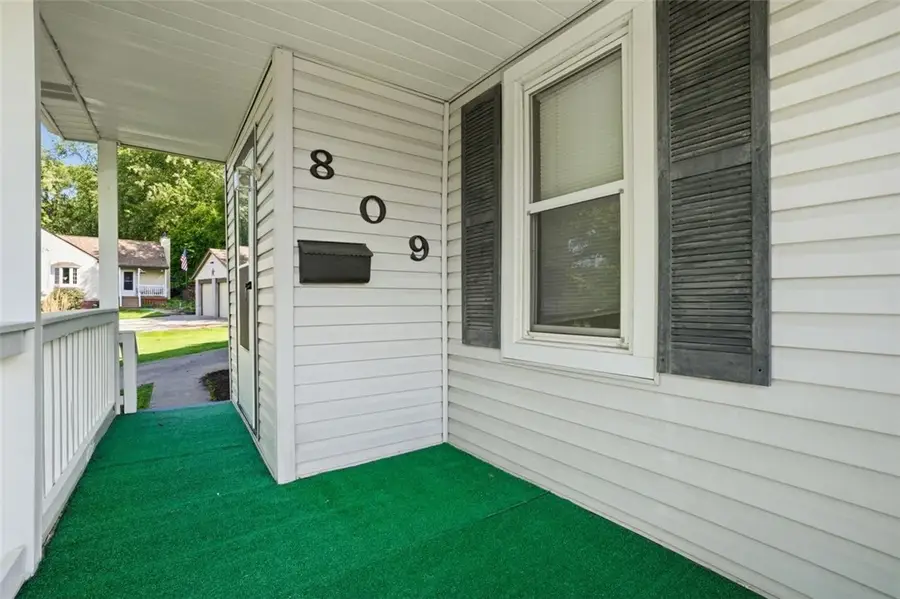 809 Frank St, West Mifflin, PA 15122 - #3