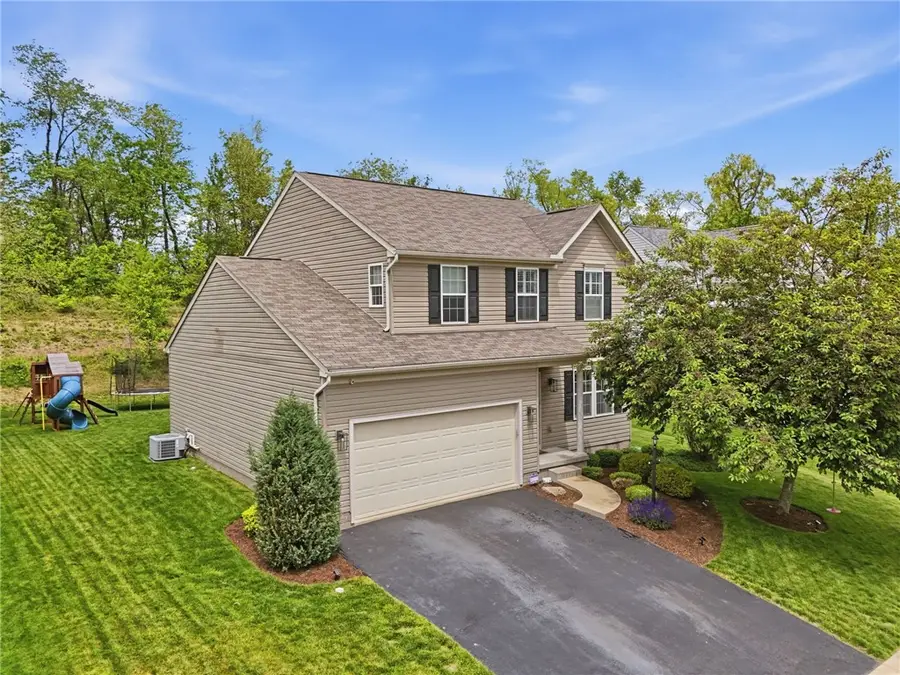 217 Arroyo Dr, Coraopolis, PA 15108 - #2
