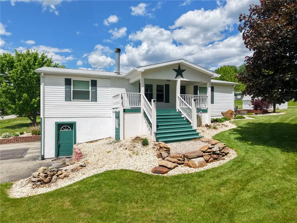 2135 1st St, Connellsville, PA 15425 - #1