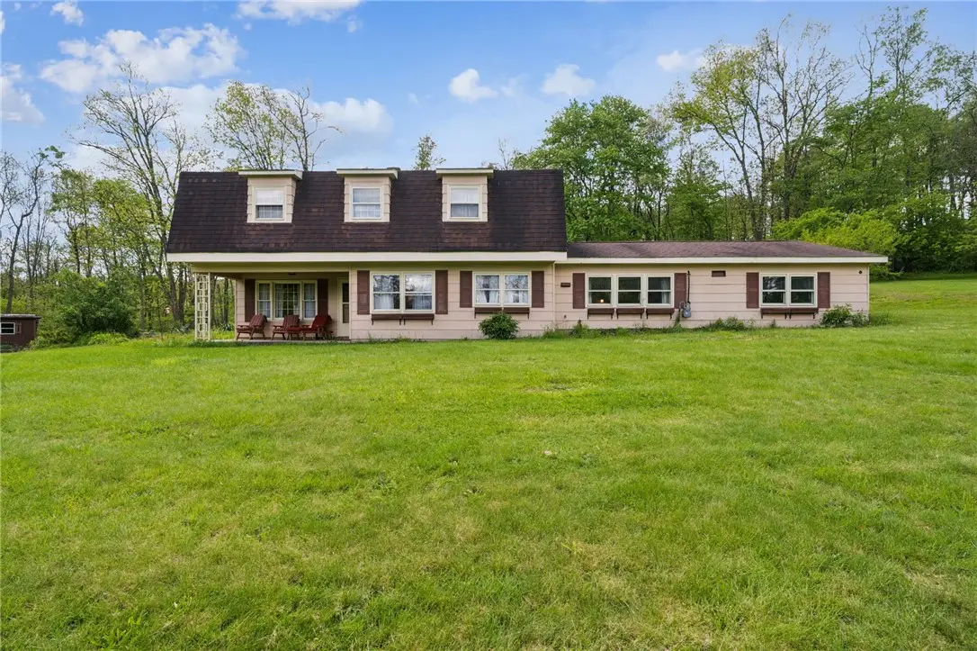 466 Walker Dr, Indiana, PA 15701 - #1