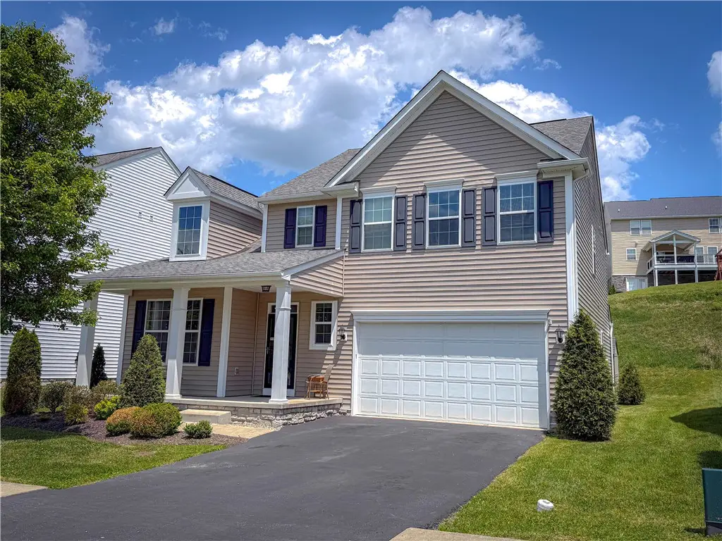4006 Fieldcrest Dr, Bridgeville, PA 15017 - #1
