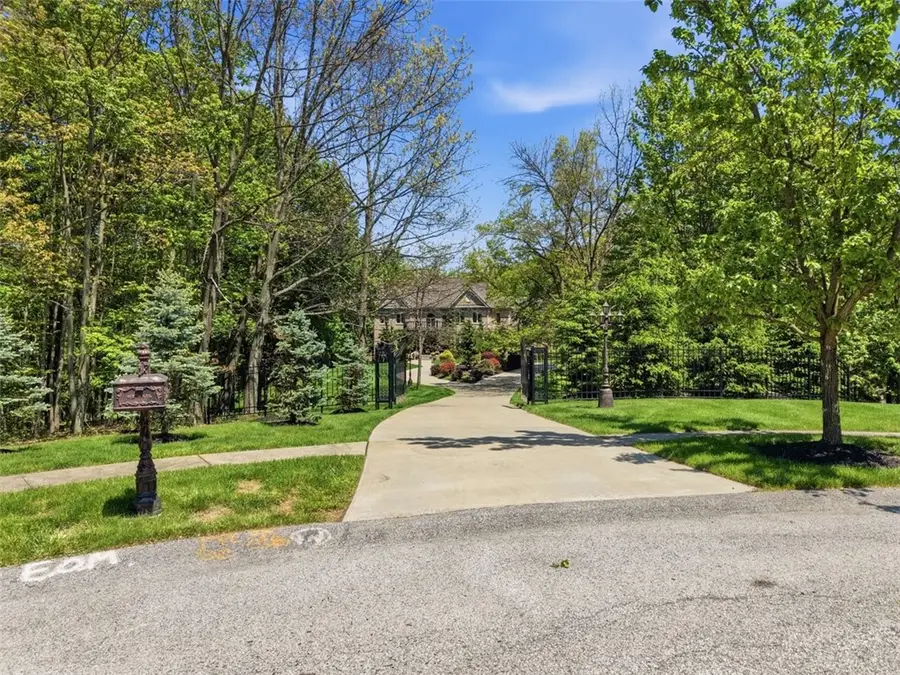 117 Windwood Heights Drive, Cranberry, PA 16066 - #2