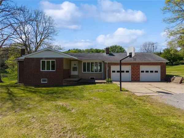 6234 Schafer Dr, New Kensington, PA 15068
