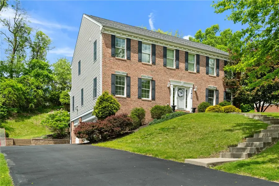 1610 Heritage Dr, Pittsburgh, PA 15237 - #3