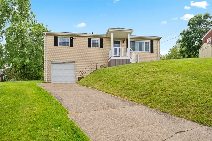 124 Clover Dr, Monaca, PA 15061 - #2