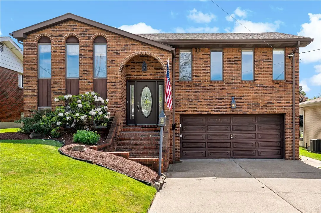 2123 Carolina Avenue, West Mifflin, PA 15122 - #1