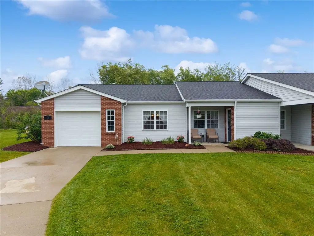 101 Wimbledon Dr, Mount Pleasant, PA 15666 - #1