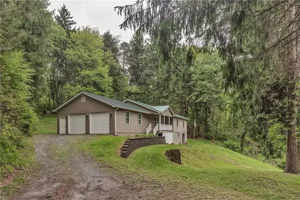 164 Crooks School Road, Clinton, PA 15026