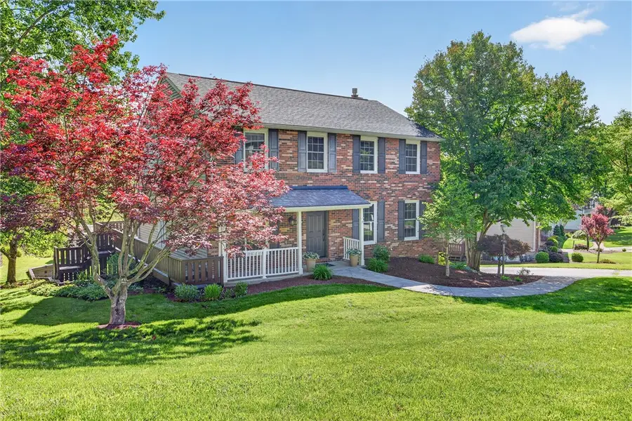 5885 Dalmatian Dr, Bethel Park, PA 15102 - #2