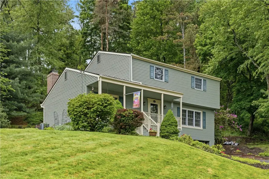 640 Westland Dr, Gibsonia, PA 15044 - #2