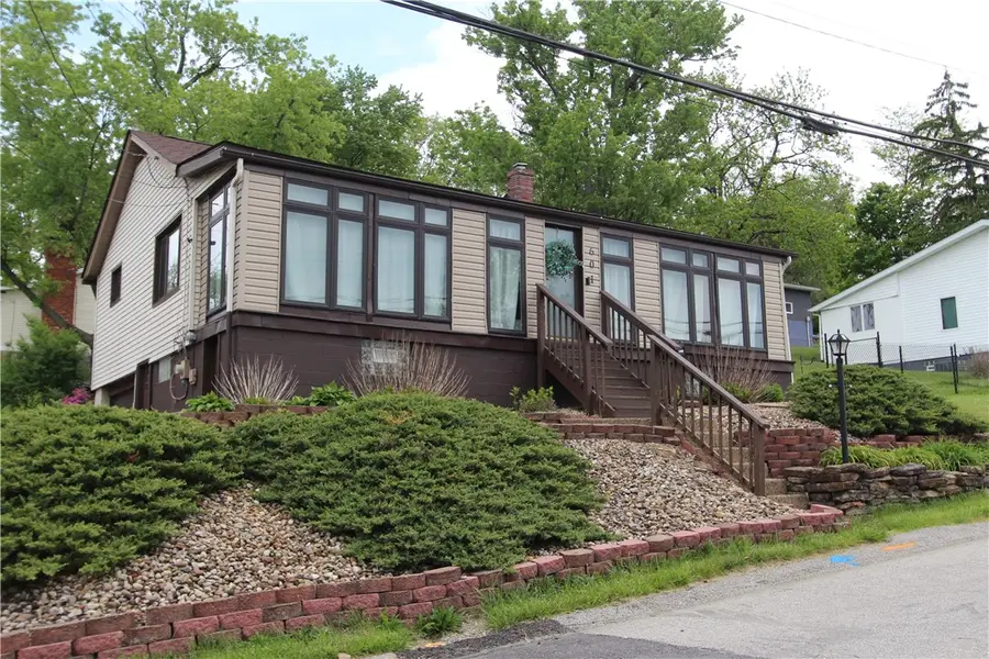 601 Keystone St, Greensburg, PA 15601 - #3