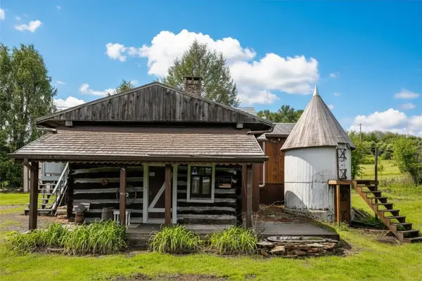 62 Stutzman Rd, Seward, PA 15954
