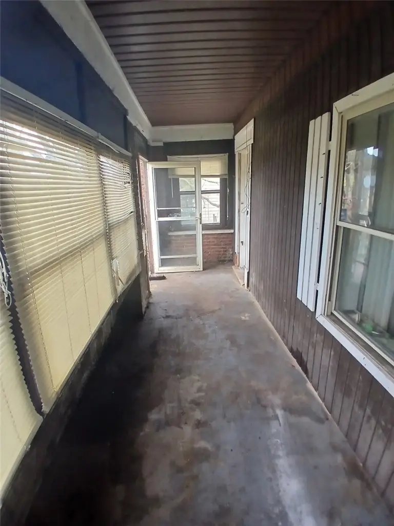 1829 Woodward Ave, Pittsburgh, PA 15226 - #2