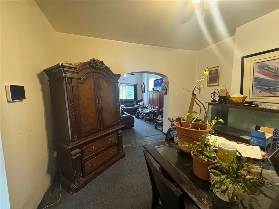 1447 Foliage St, Pittsburgh, PA 15221 - #2