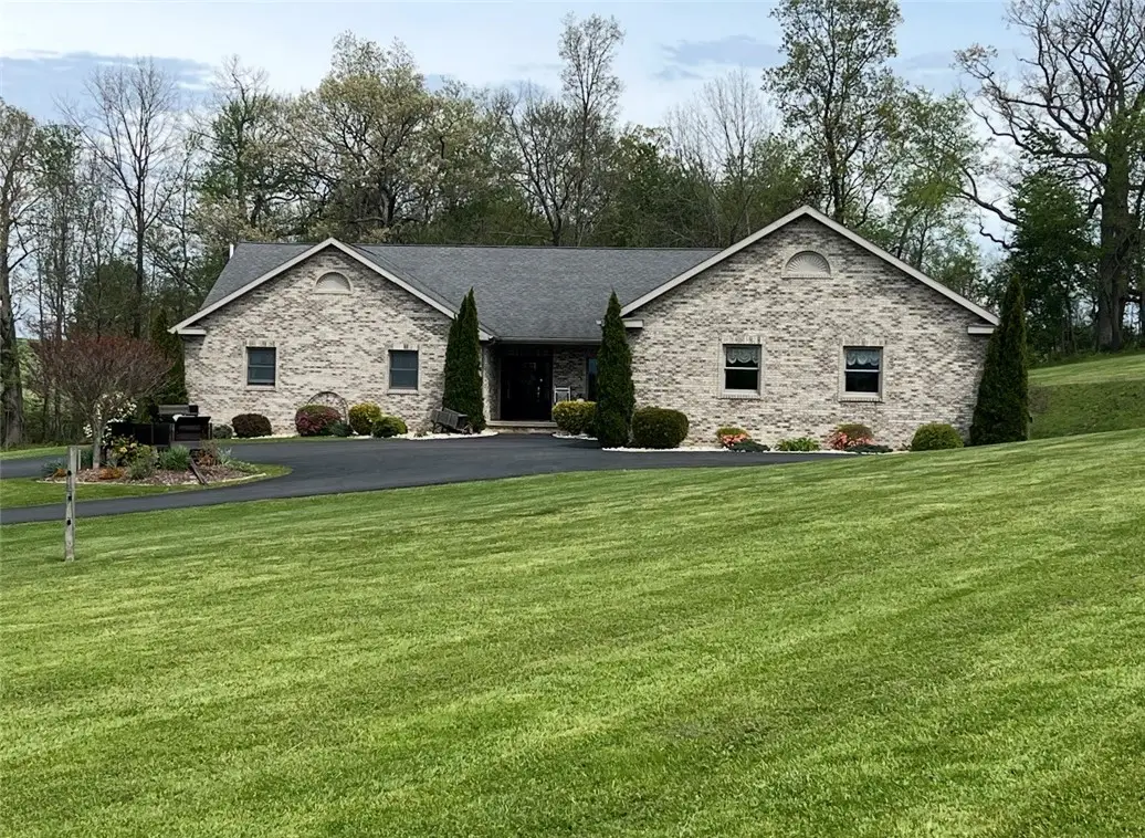 361 Freeport Rd, Butler, PA 16002 - #1