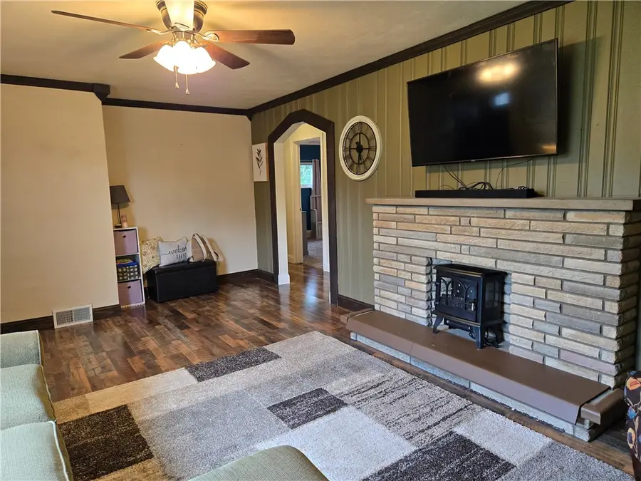 122 Hillcrest Dr, Pittsburgh, PA 15237 - #3