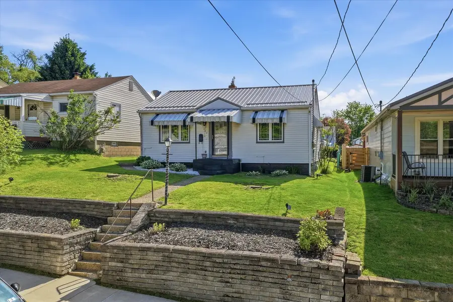 444 Bechman Street, Springdale, PA 15144 - #2