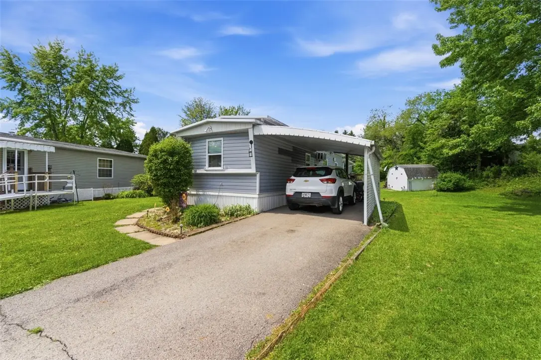 213 North Ct, Cranberry, PA 16066 - #1