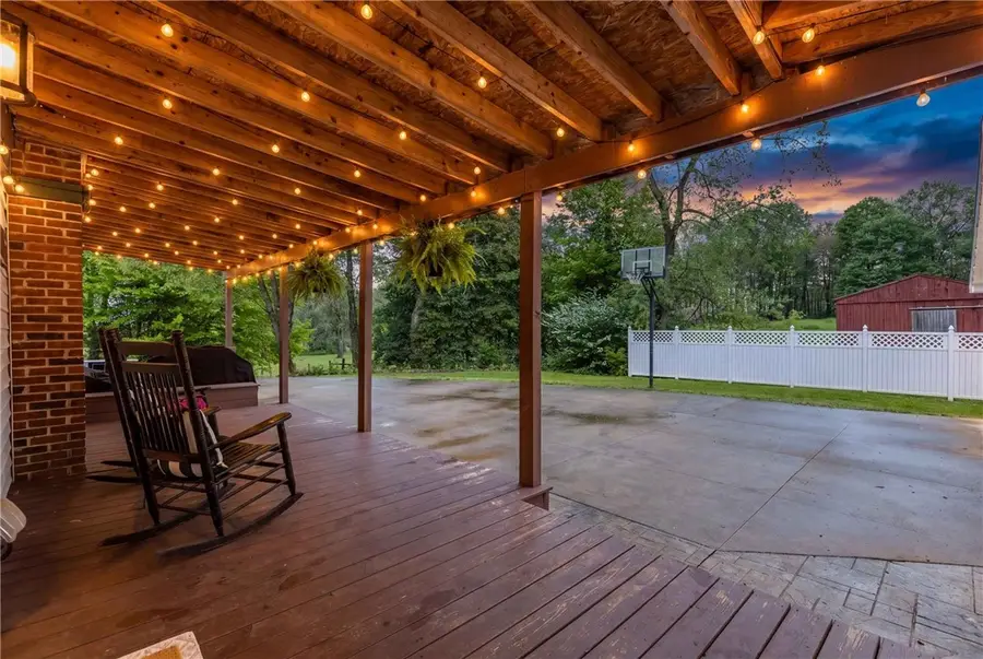 725 New Castle Mercer Road, Mercer, PA 16137 - #2
