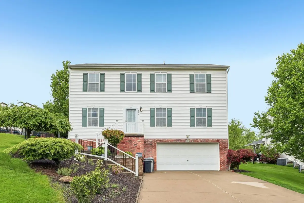 301 Holly Ridge Drive, Glenshaw, PA 15116 - #1
