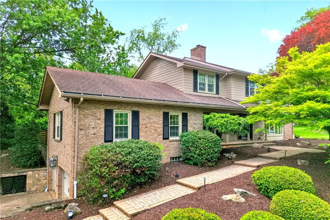 2 Concord Drive, McKeesport, PA 15135 - #1