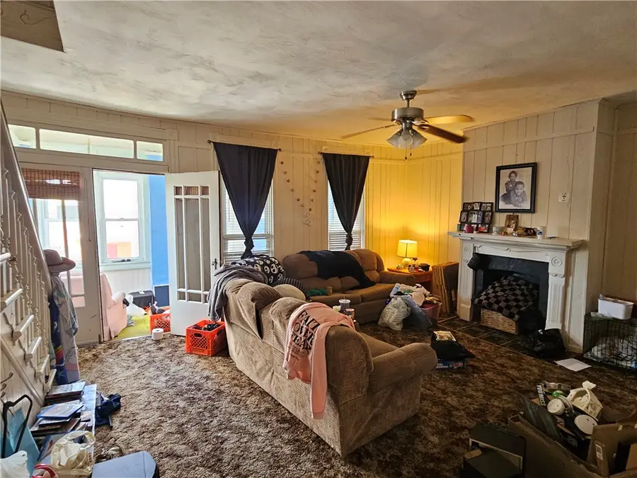 619 Chestnut St, Irwin, PA 15642 - #3